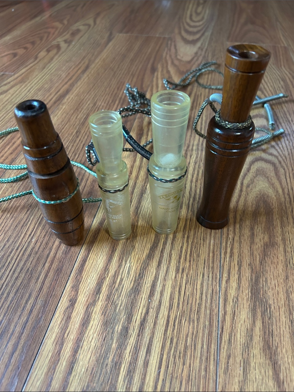Vintage Lot of Duck Calls 2 Brown Wood & 2 Knight & Hale  Translucent Plastic